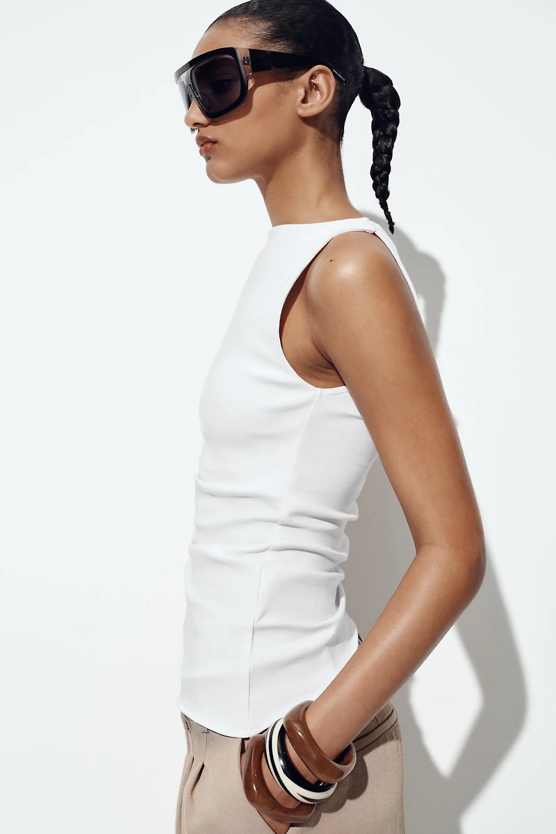 HAUT ASYMÉTRIQUE À PLIS