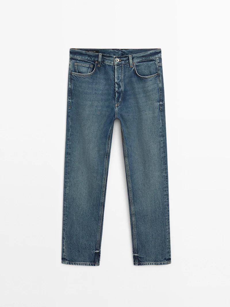 Straight-leg jeans