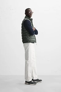 LIGHTWEIGHT PADDED VEST