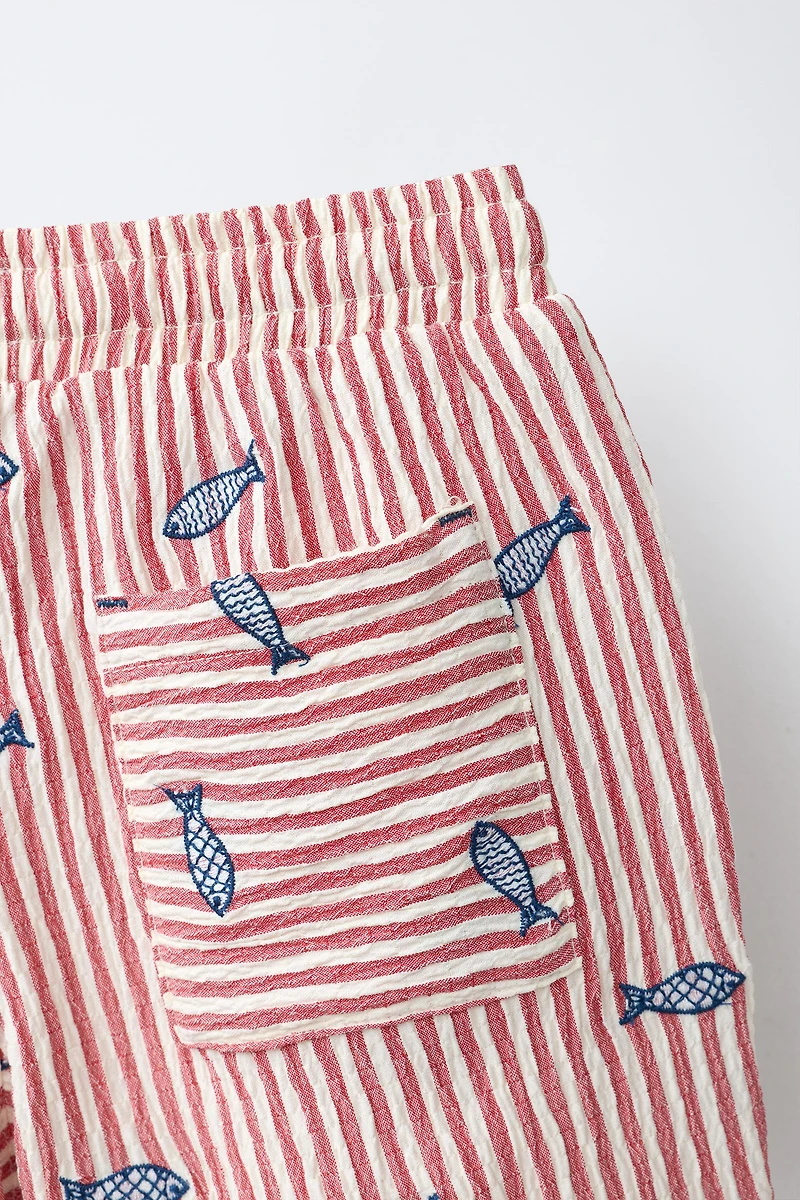 SHORT SEERSUCKER RAYURES BRODERIE POISSONS