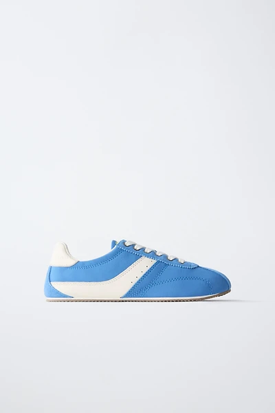 PENN © SNEAKERS
