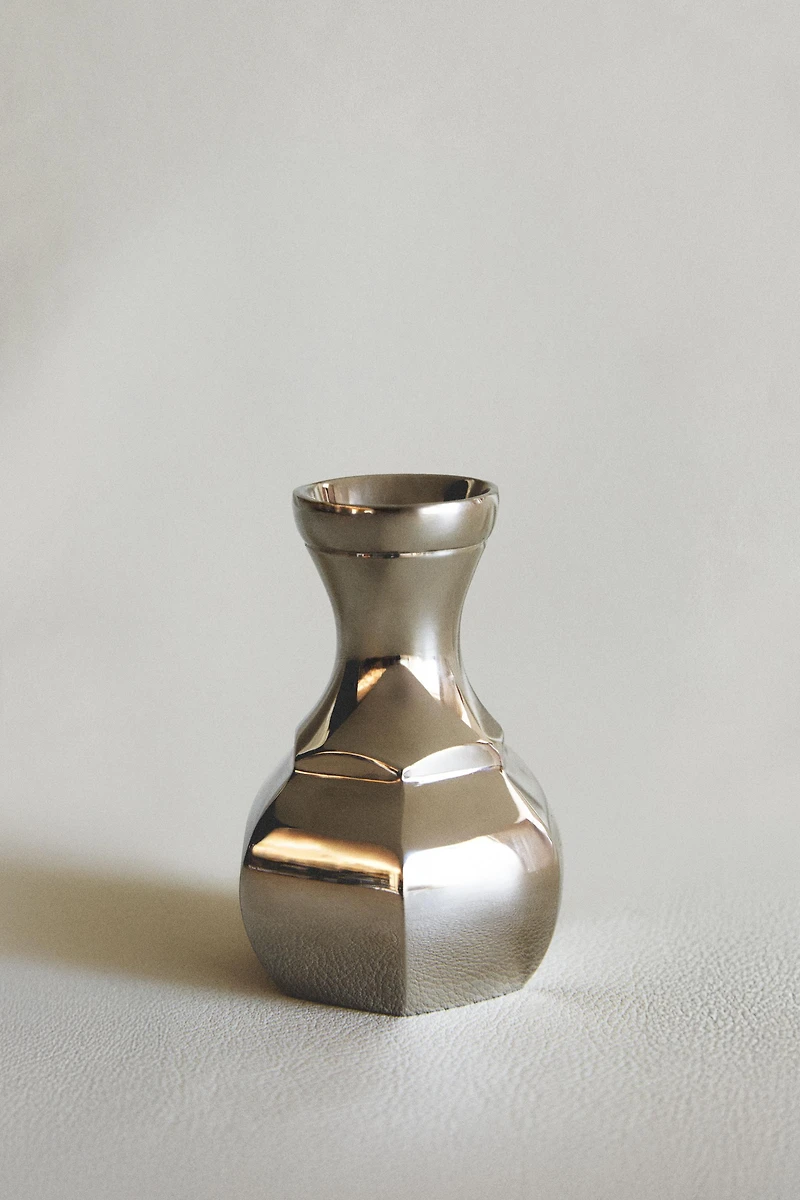 SMALL GEOMETRIC BRASS VASE