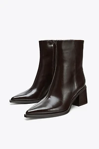 WIDE HEEL ANKLE BOOTS