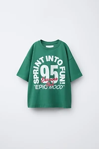 T-SHIRT AVEC IMPRIMÉ INSCRIPTION