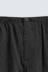 STRIPED FLOWY PANTS