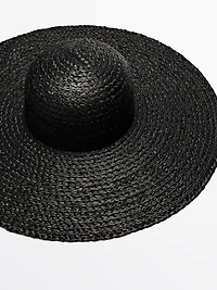 Raffia floppy hat