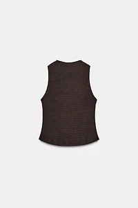 TEXTURED BUTTONED VEST TOP