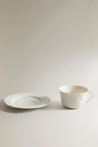 GRAPE PORCELAIN TEACUP AND SAUCER