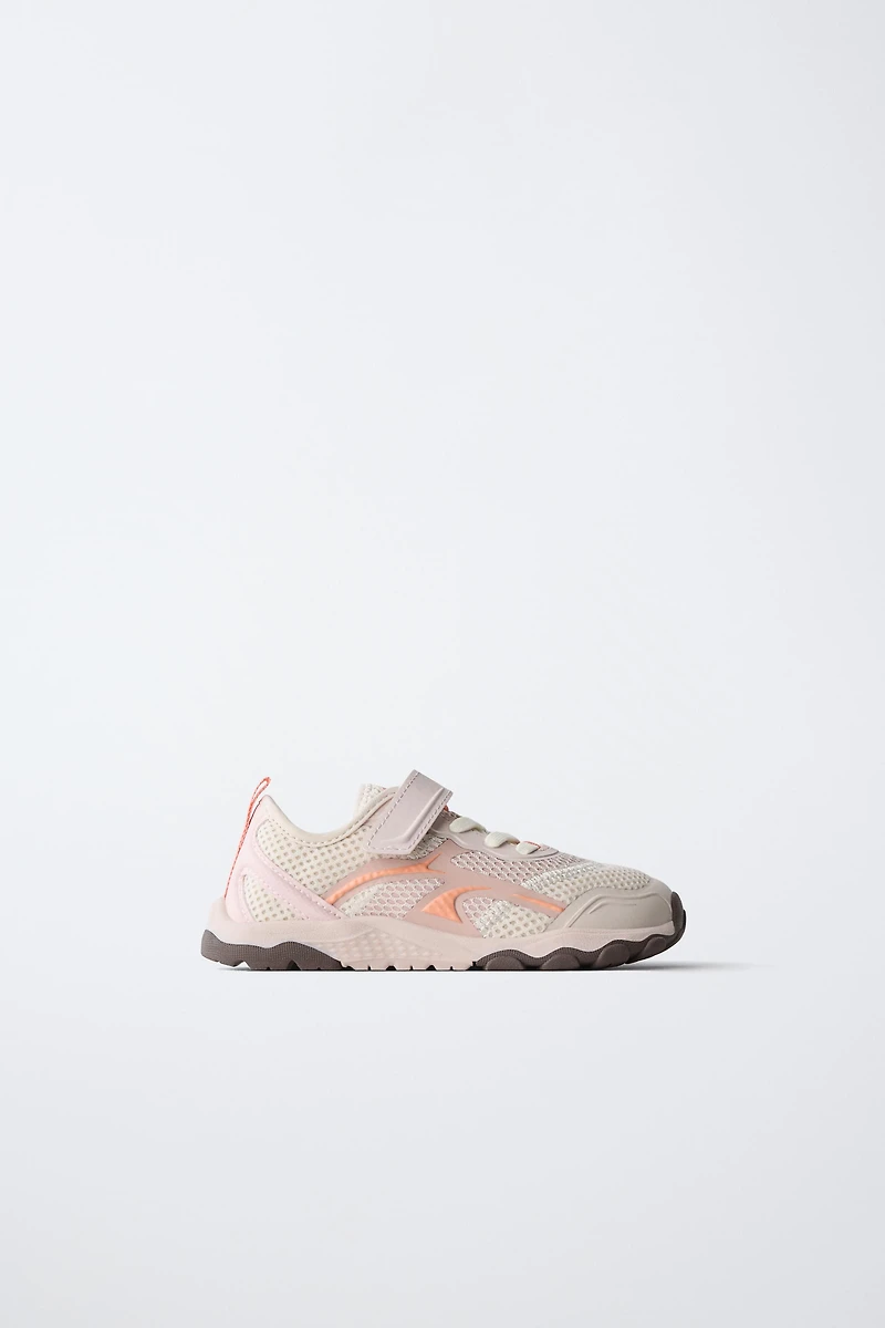 BAREFOOT SNEAKERS