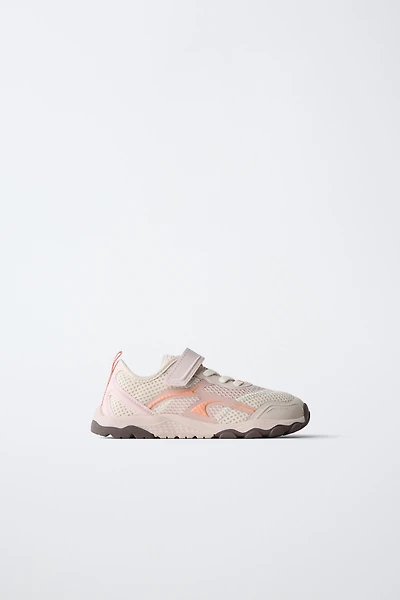 BAREFOOT SNEAKERS