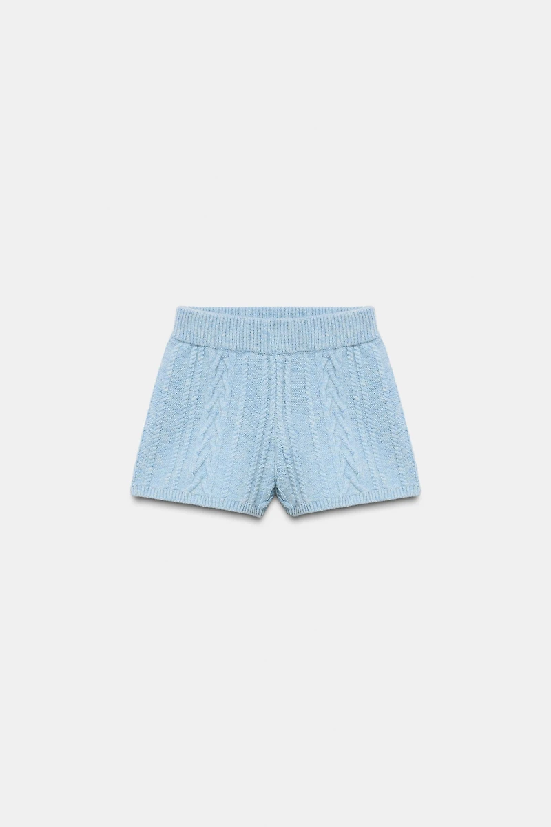 80% WOOL CABLE-KNIT SHORTS SKI COLLECTION