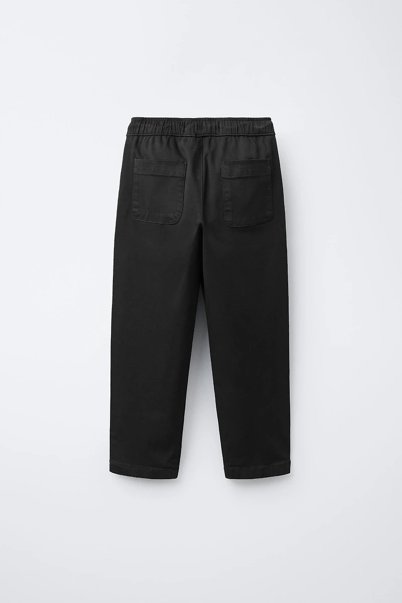 BASIC CHINO PANTS WITH LABEL