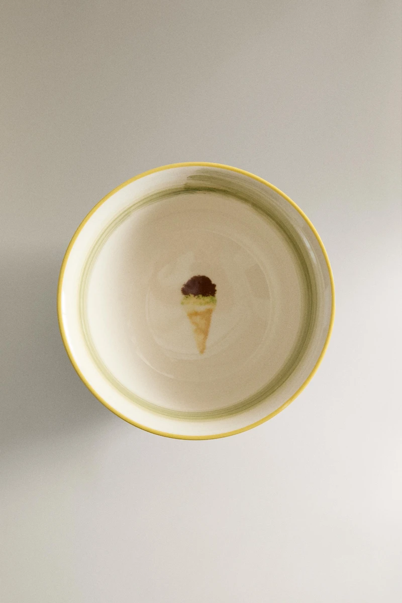 STONEWARE BOWL WITH ICE CREAM DESIGN