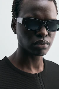 RIBBED HENLEY T-SHIRT