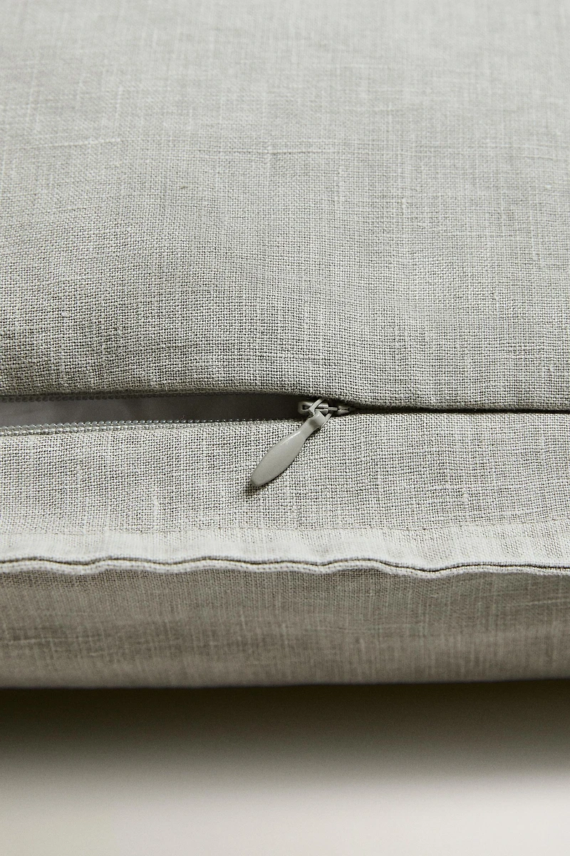 HOUSSE DE COUSSIN EN LIN DÉLAVÉ