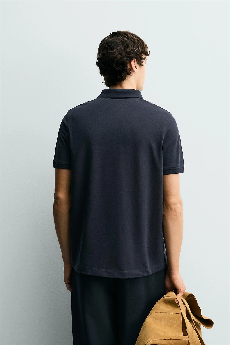 PIQUÉ TEXTURED POLO