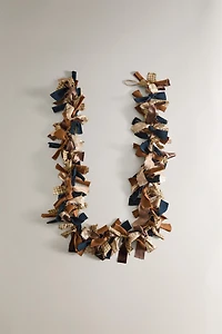 CHRISTMAS FABRIC GARLAND