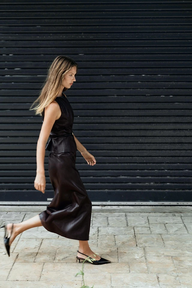 faux leather midi dress zara Black Leather Faux Leather Midi Dress Zara ZARA Black Faux Leather Midi Dress, Women's Fashion, Dresses