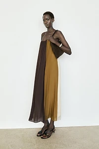 Flowing strappy midi dress