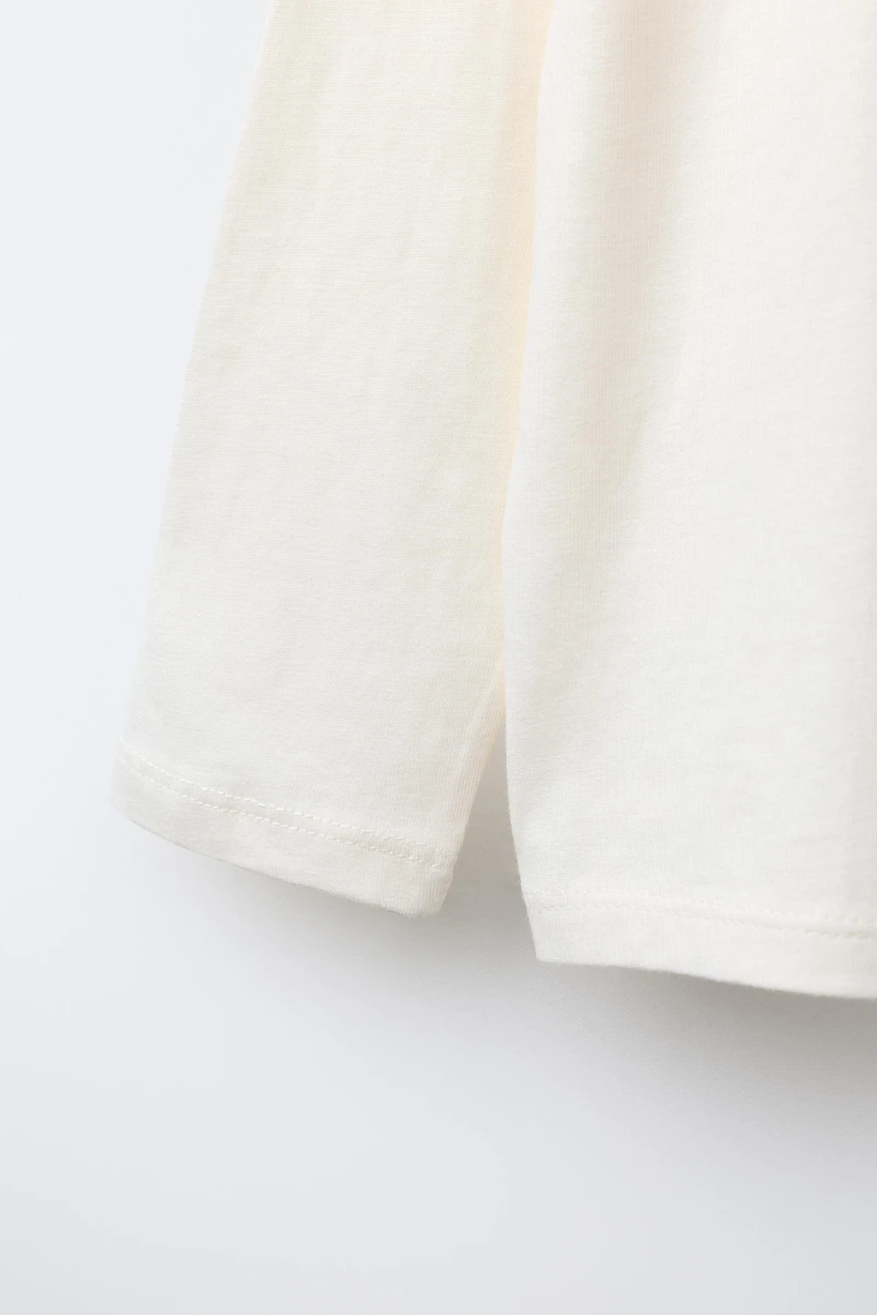 T-SHIRT VARSITY OURS BRODÉ