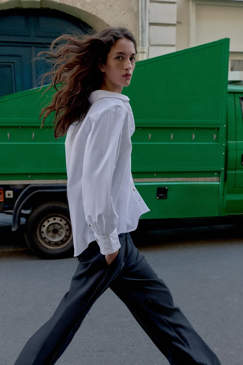 POPLIN SHIRT WITH CONTRAST BUTTONS