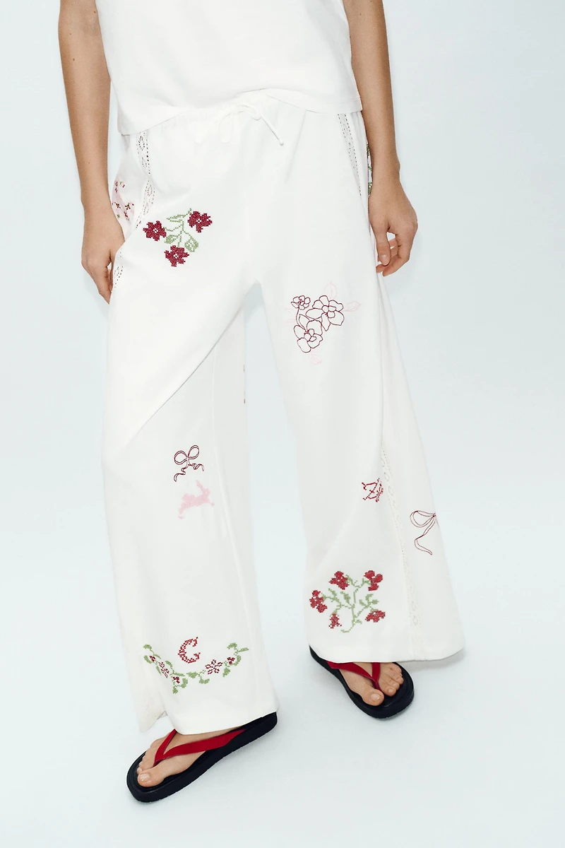 EMBROIDERED LONG PANTS