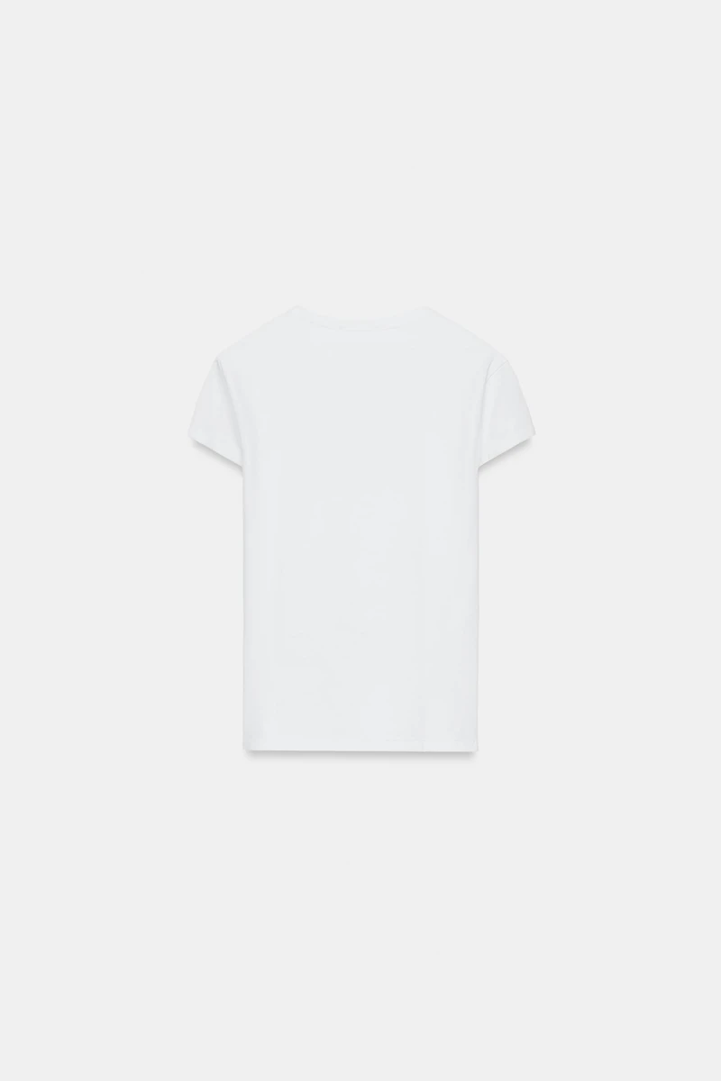 T-SHIRT AJUSTÉ À MANCHES COURTES