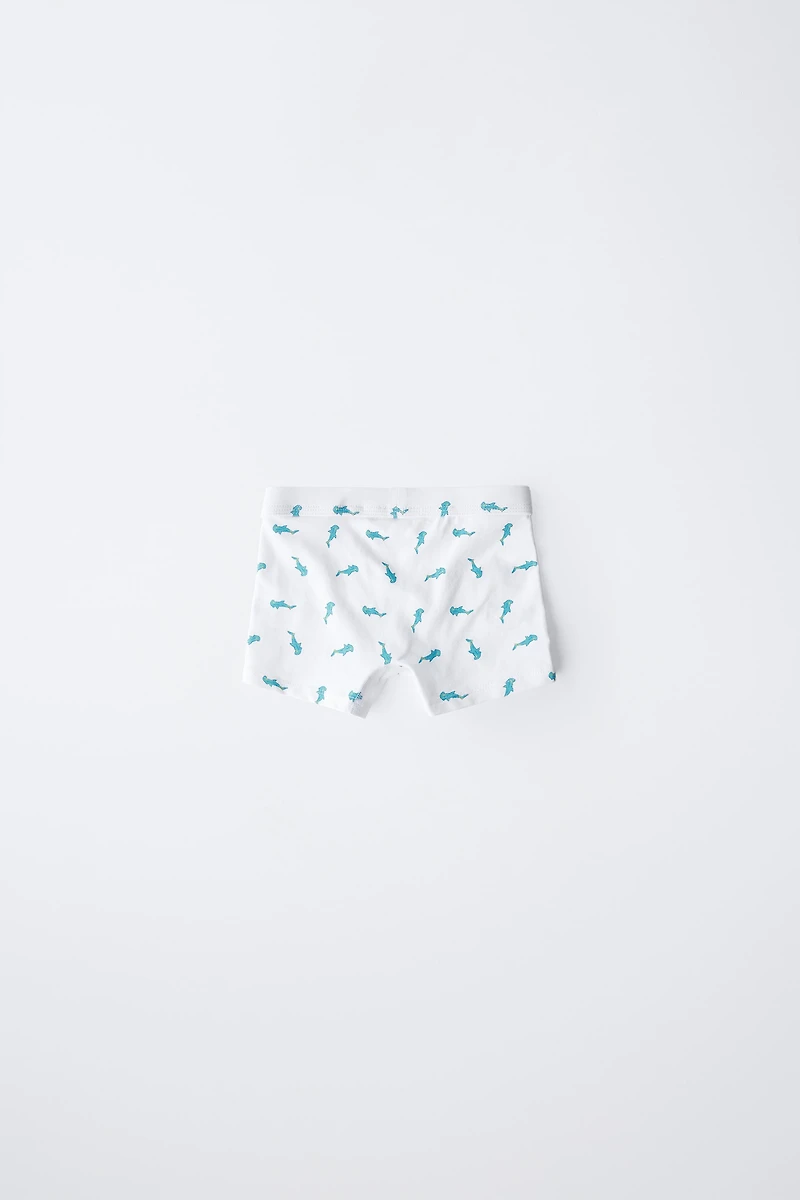 3-6 ANS/ LOT DE CINQ BOXERS REQUINS