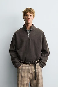 WASHED QUARTER-ZIP SWEATSHIRT