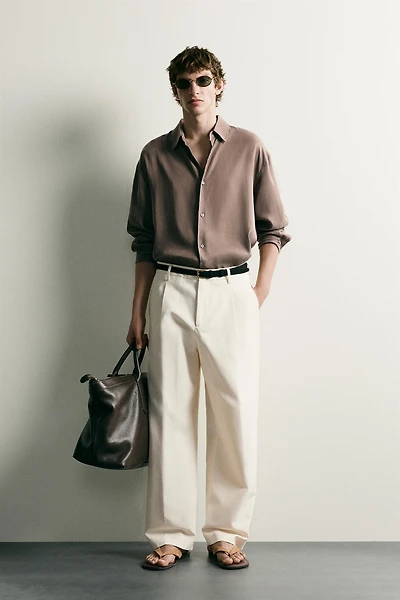RELAXED FIT FLOWY SHIRT