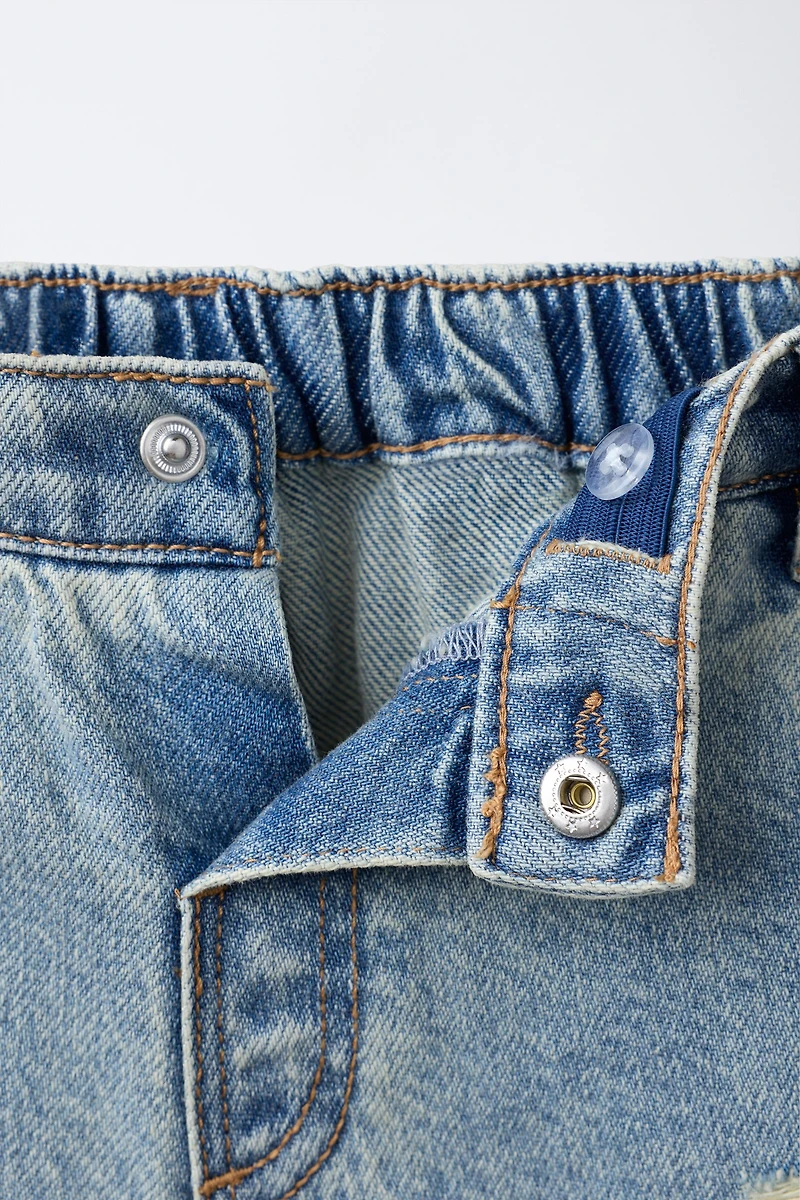 RIPPED DENIM SHORTS