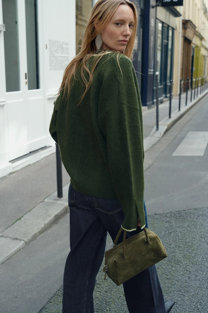 CONTRAST TRIM CARDIGAN