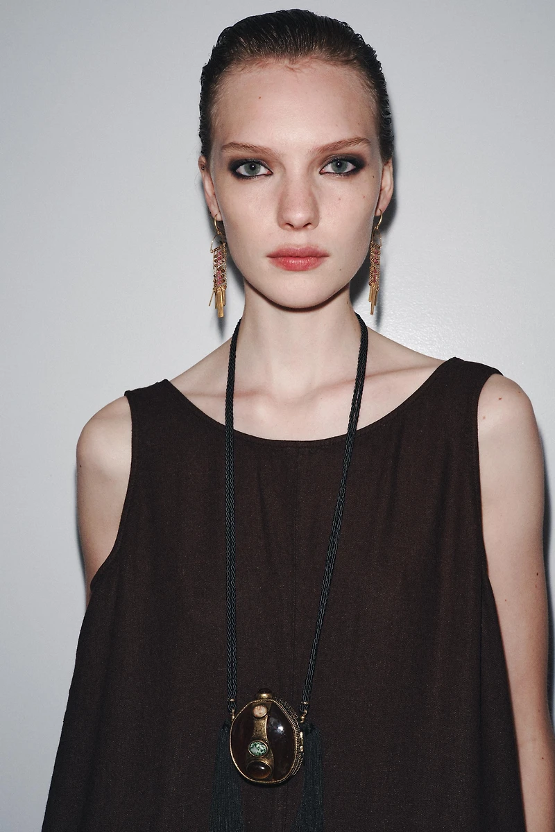 CORD AND STONE BOX NECKLACE
