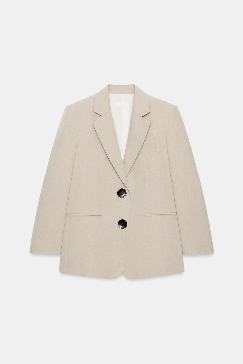 STRAIGHT CUT BLAZER WITH SHOULDER PADS AND TWO BUTTONS