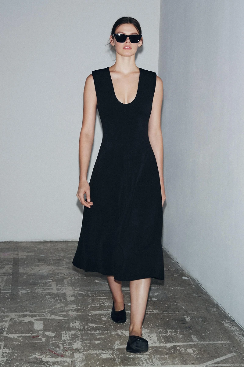 CREPE MIDI DRESS