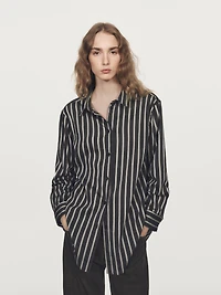 Striped loose-fitting shirt