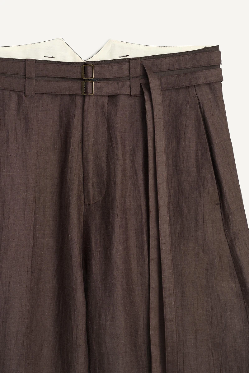 WIDE FIT BELTED PANTS