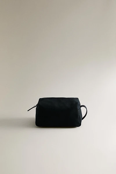 TROUSSE DE TOILETTE EN TISSU