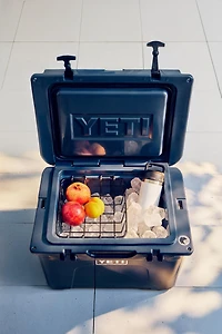 YETI HARD COOLER