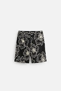 EMBOSSED EMBROIDERY SHORTS