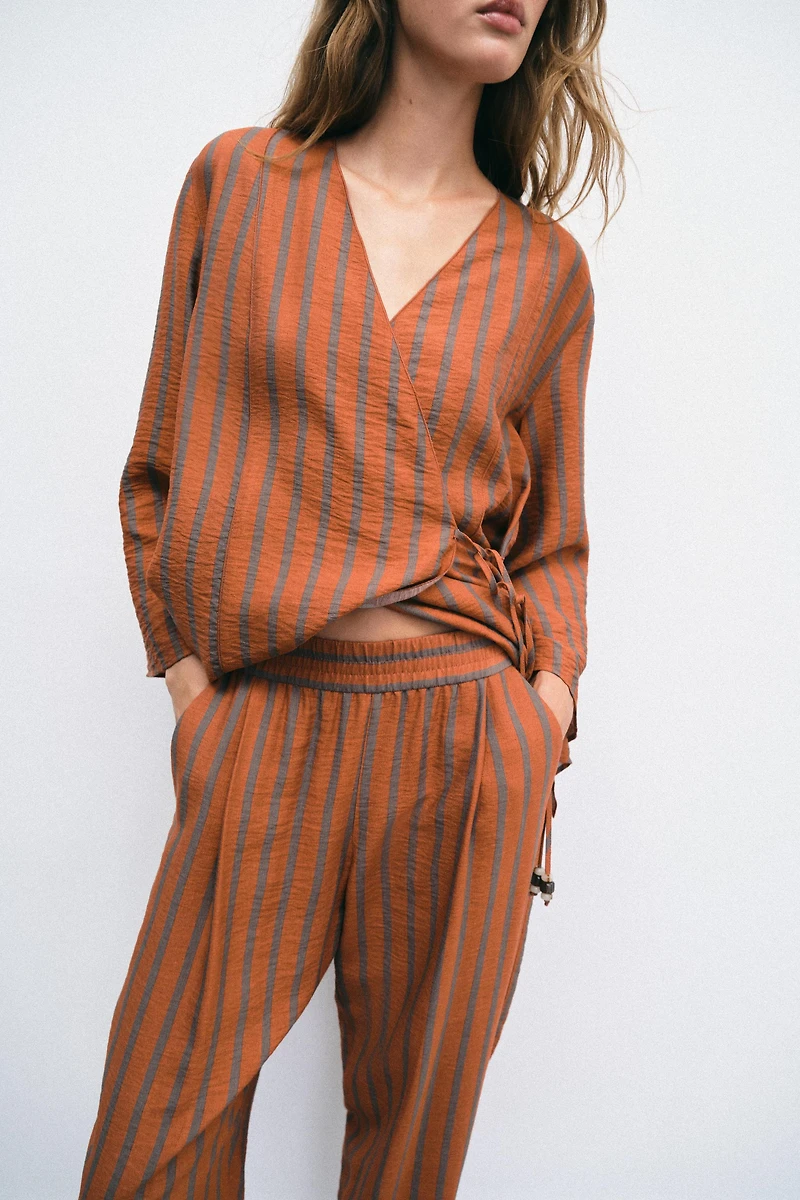 ELASTIC WAIST STRIPED PANTS