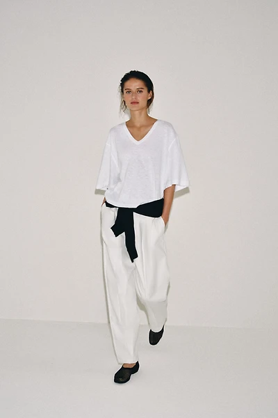 T-SHIRT COL EN V