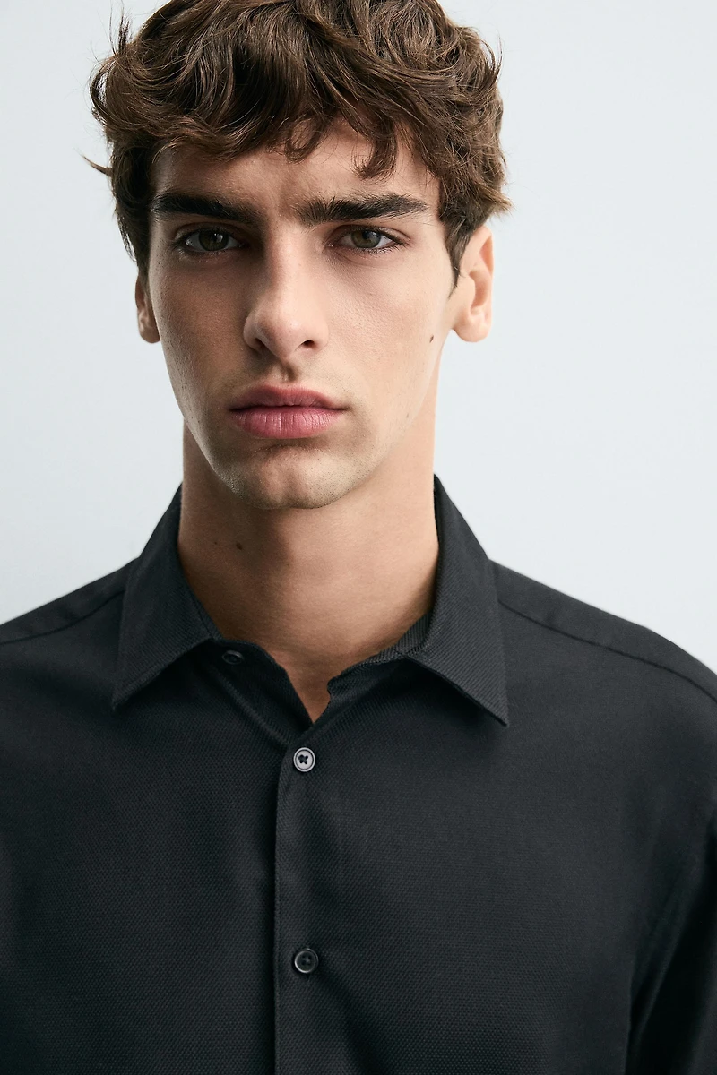 EASY CARE TEXTURED SHIRT