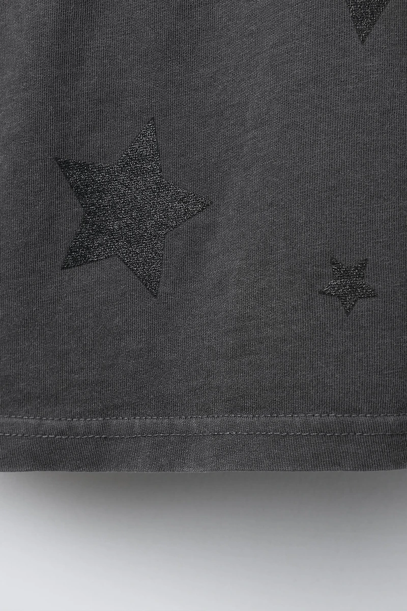 WASHED EFFECT SPARKLY STAR T-SHIRT