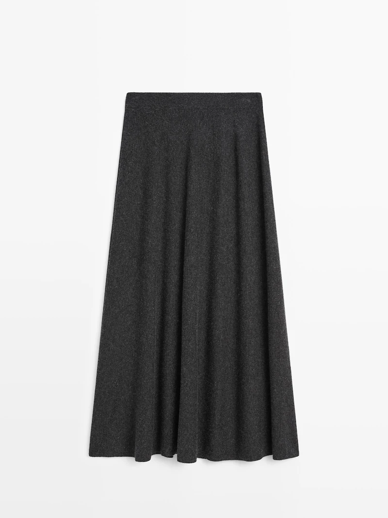 Long flared wool blend knit skirt
