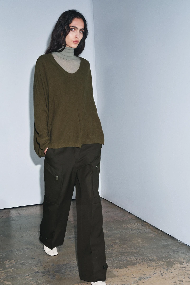 PULL OVERSIZE AVEC LAINE