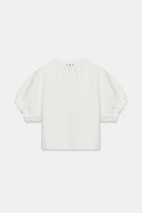 TOP EN MAILLE À FRONCES