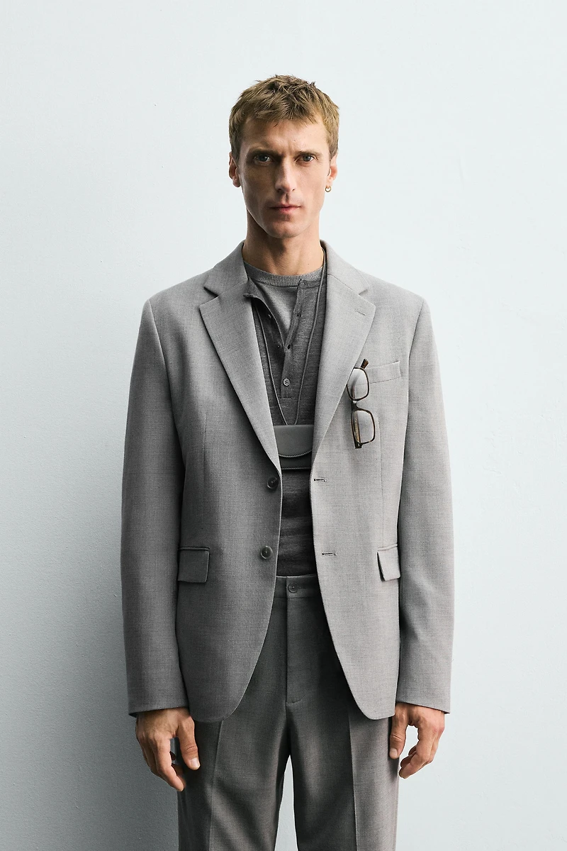 TEXTURED SUIT BLAZER