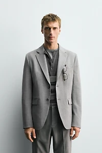 TEXTURED SUIT BLAZER