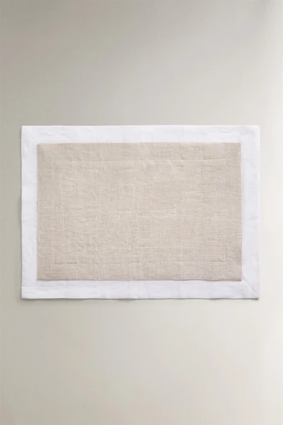 DOUBLE-LAYER PLACEMAT